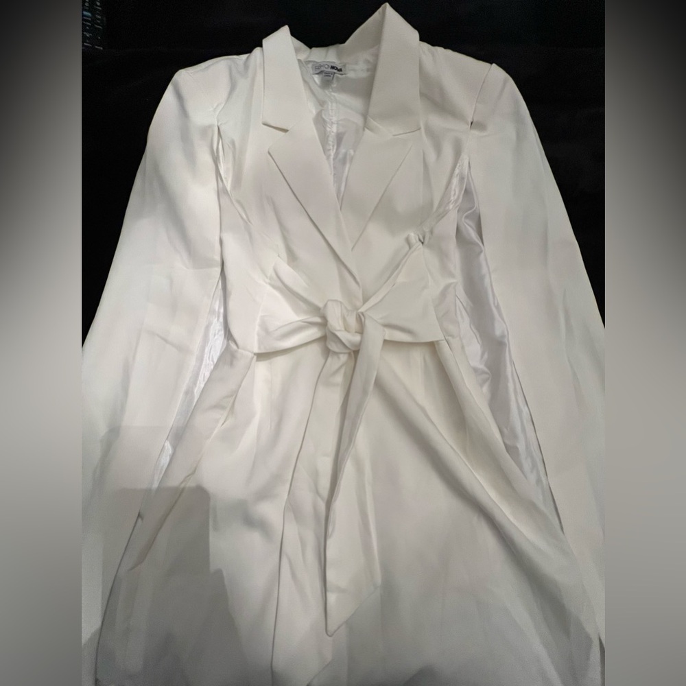 FASHION NOVA On Payroll Blazer Cape Dress White - Picture 12 of 12
